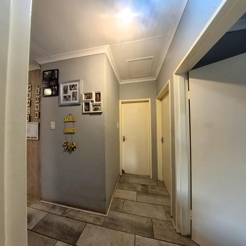 3 Bedroom Property for Sale in Birchleigh Gauteng