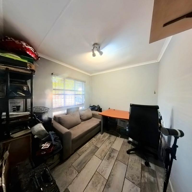 3 Bedroom Property for Sale in Birchleigh Gauteng