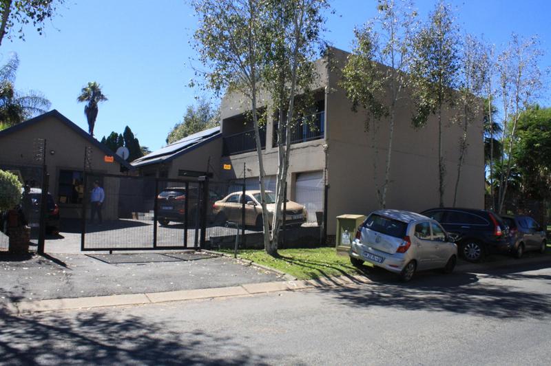 4 Bedroom Property for Sale in Glen Marais Gauteng