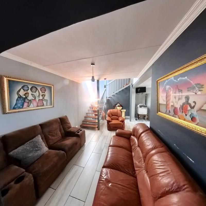 4 Bedroom Property for Sale in Glen Marais Gauteng