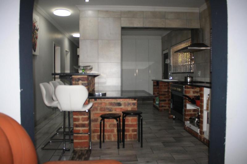 4 Bedroom Property for Sale in Glen Marais Gauteng