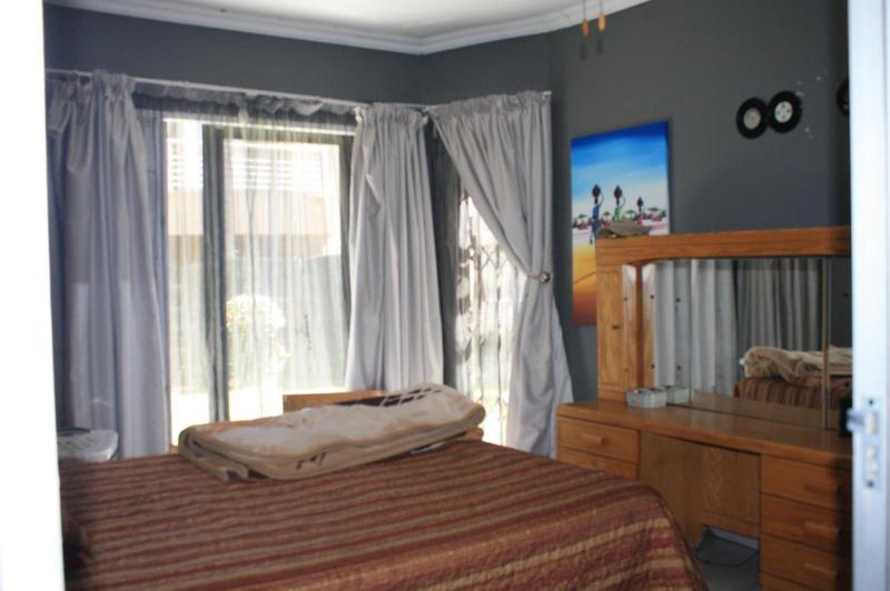 4 Bedroom Property for Sale in Glen Marais Gauteng