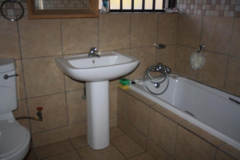 4 Bedroom Property for Sale in Glen Marais Gauteng