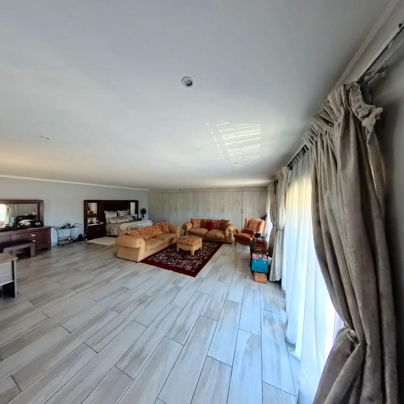 4 Bedroom Property for Sale in Glen Marais Gauteng