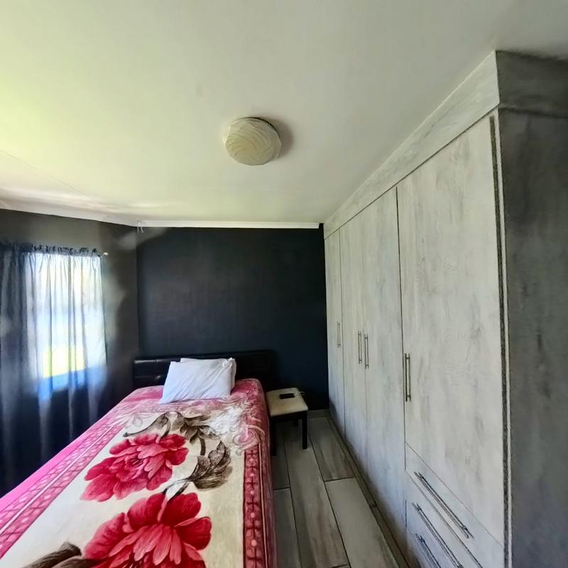 4 Bedroom Property for Sale in Glen Marais Gauteng