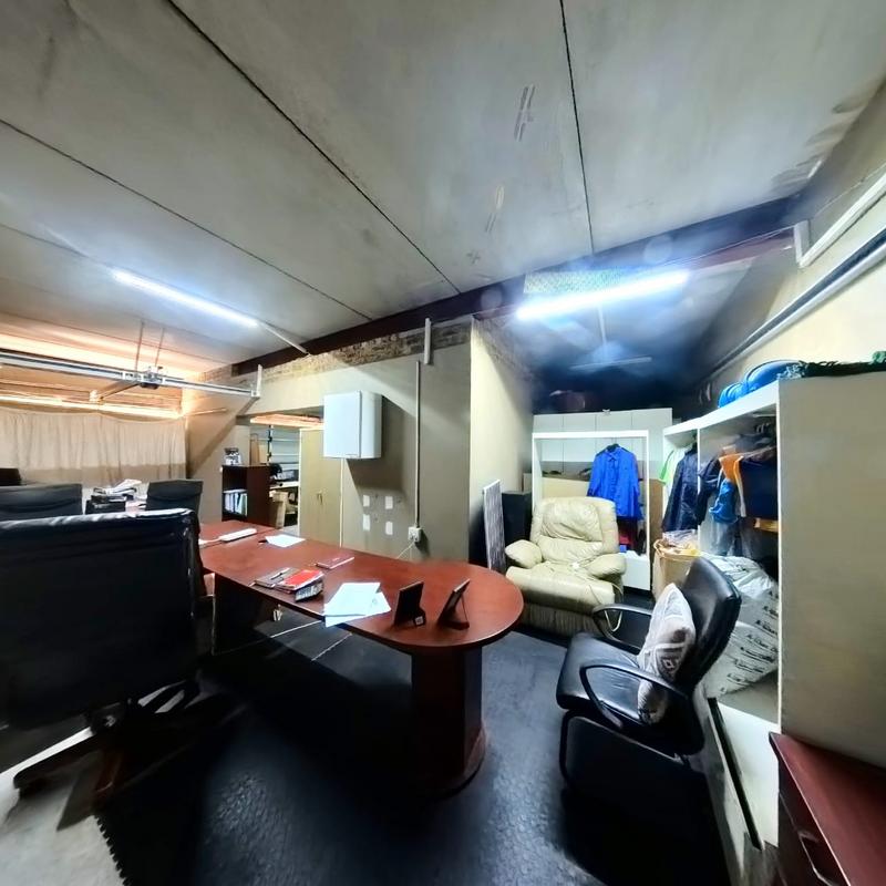 4 Bedroom Property for Sale in Glen Marais Gauteng