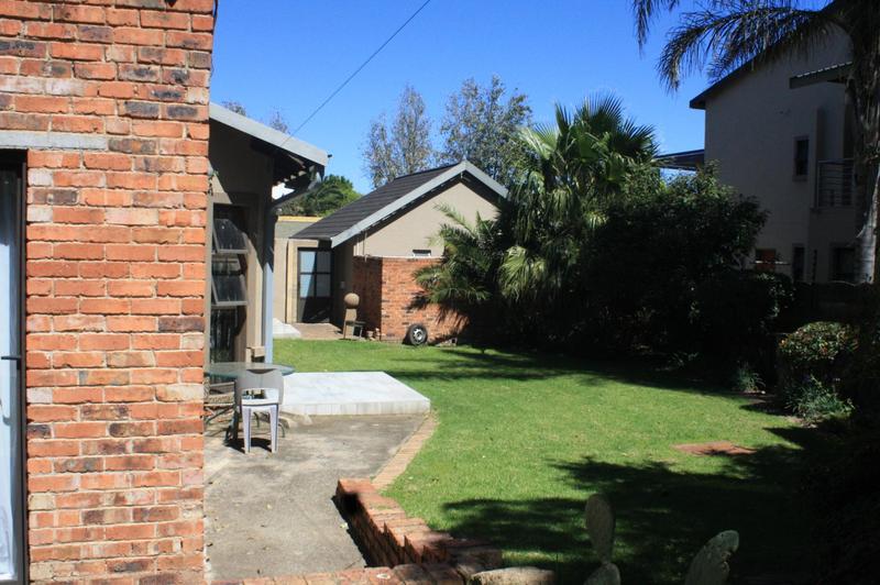 4 Bedroom Property for Sale in Glen Marais Gauteng