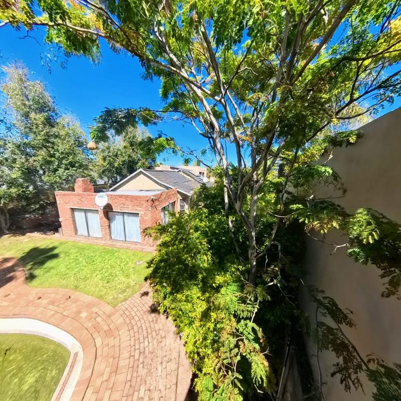 4 Bedroom Property for Sale in Glen Marais Gauteng