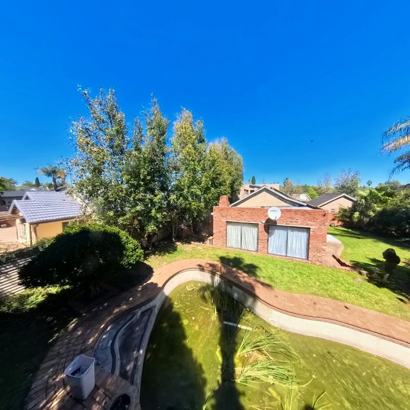 4 Bedroom Property for Sale in Glen Marais Gauteng