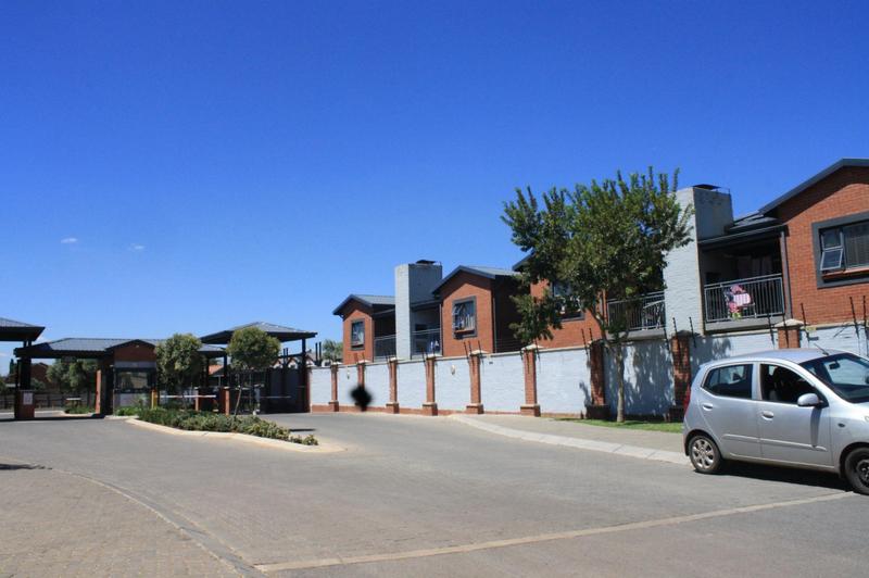 2 Bedroom Property for Sale in Terenure Gauteng