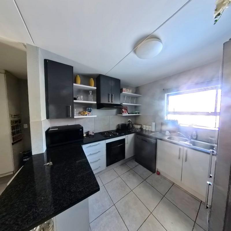 2 Bedroom Property for Sale in Terenure Gauteng