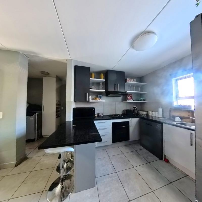 2 Bedroom Property for Sale in Terenure Gauteng