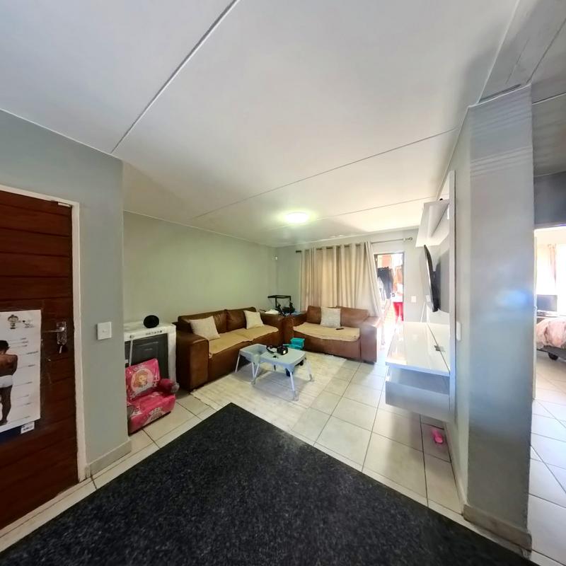 2 Bedroom Property for Sale in Terenure Gauteng