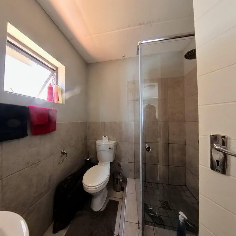 2 Bedroom Property for Sale in Terenure Gauteng