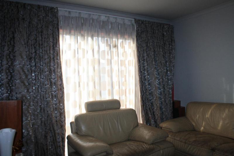 3 Bedroom Property for Sale in Clayville Gauteng