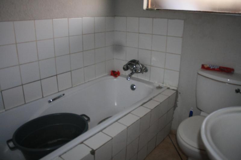 3 Bedroom Property for Sale in Clayville Gauteng