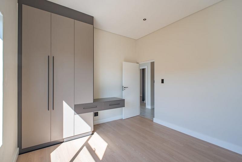 4 Bedroom Property for Sale in Fountainbrook Estate Gauteng