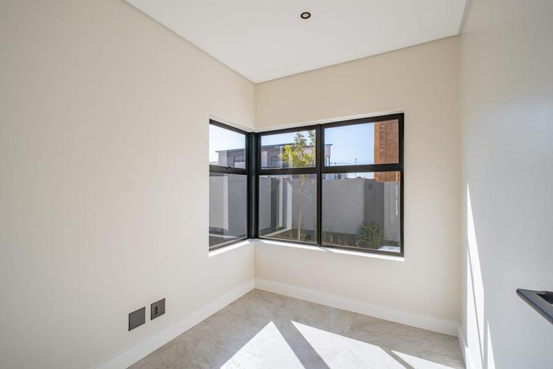 4 Bedroom Property for Sale in Fountainbrook Estate Gauteng