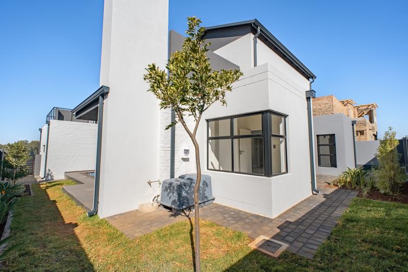 4 Bedroom Property for Sale in Fountainbrook Estate Gauteng