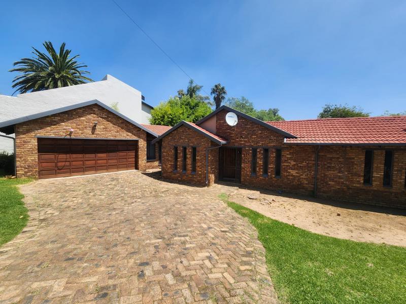 3 Bedroom Property for Sale in Radiokop Gauteng