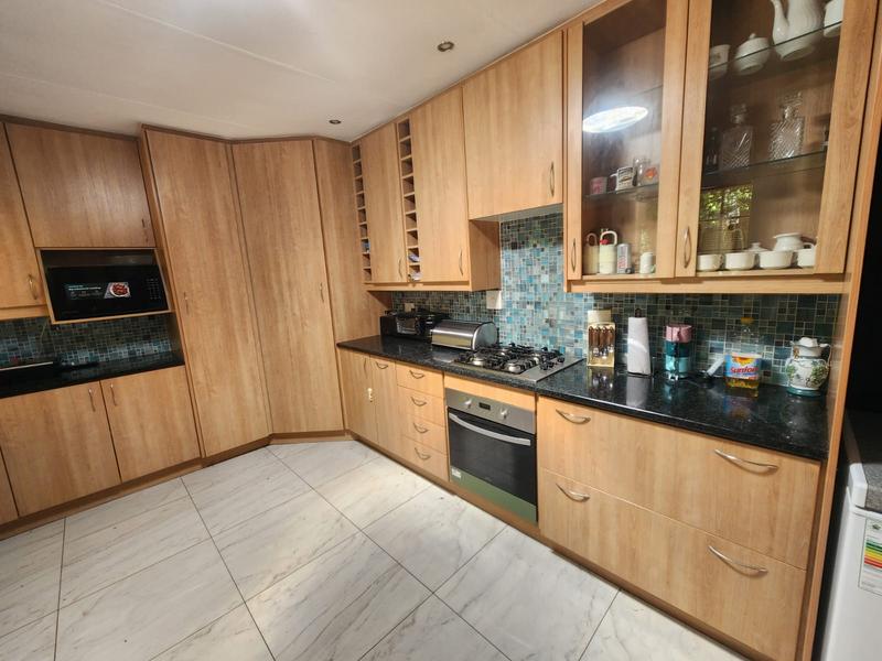 3 Bedroom Property for Sale in Radiokop Gauteng