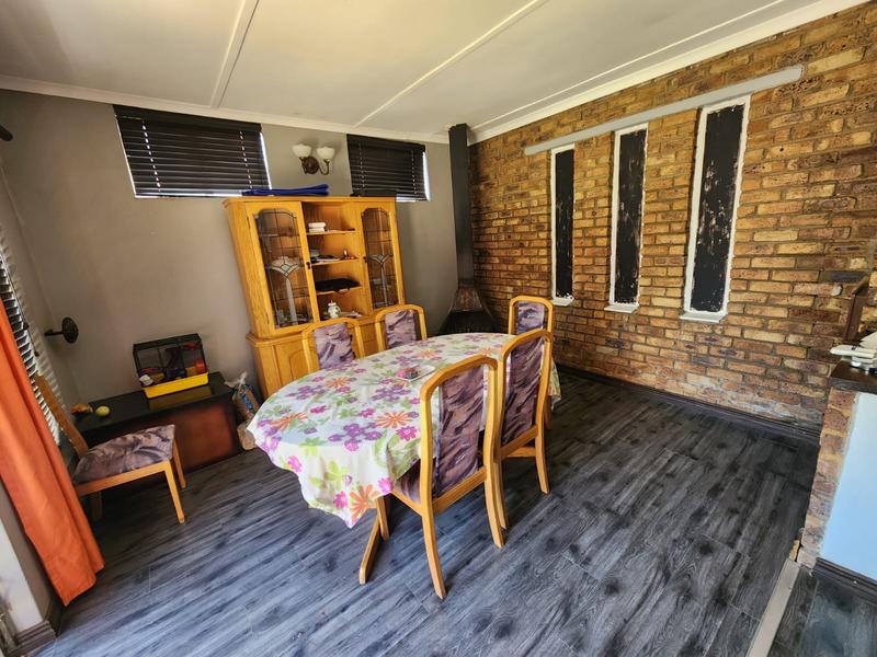 3 Bedroom Property for Sale in Radiokop Gauteng