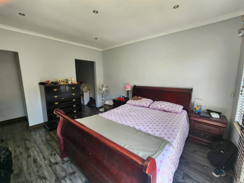 3 Bedroom Property for Sale in Radiokop Gauteng