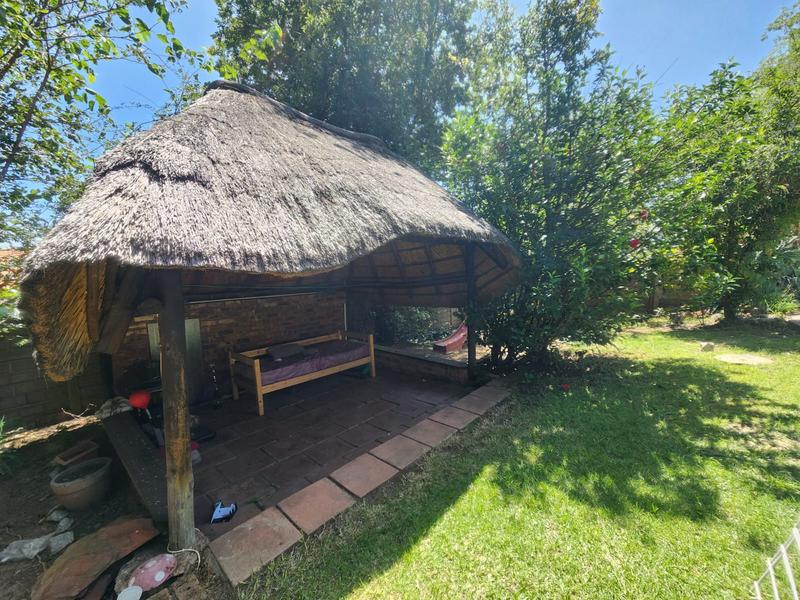 3 Bedroom Property for Sale in Radiokop Gauteng