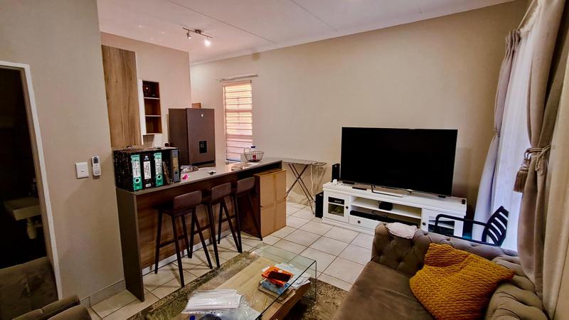 2 Bedroom Property for Sale in Montana Tuine Gauteng