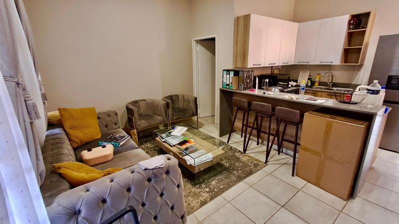 2 Bedroom Property for Sale in Montana Tuine Gauteng