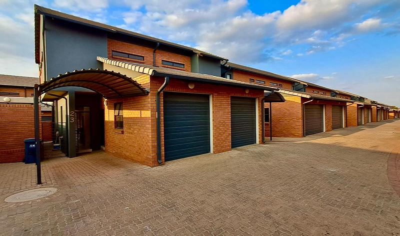 2 Bedroom Property for Sale in Montana Tuine Gauteng