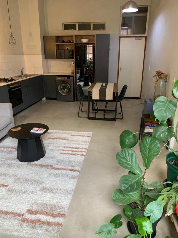 1 Bedroom Property for Sale in Braamfontein Werf Gauteng