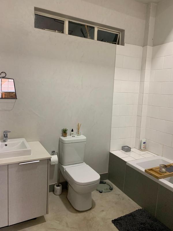 1 Bedroom Property for Sale in Braamfontein Werf Gauteng