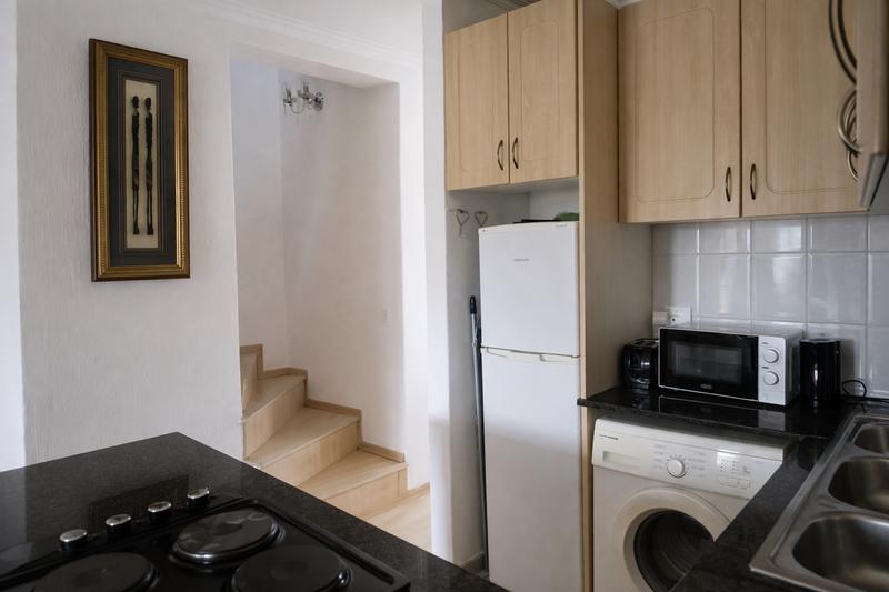 To Let 2 Bedroom Property for Rent in Morningside Gauteng