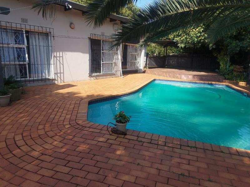 To Let 3 Bedroom Property for Rent in Birchleigh Gauteng