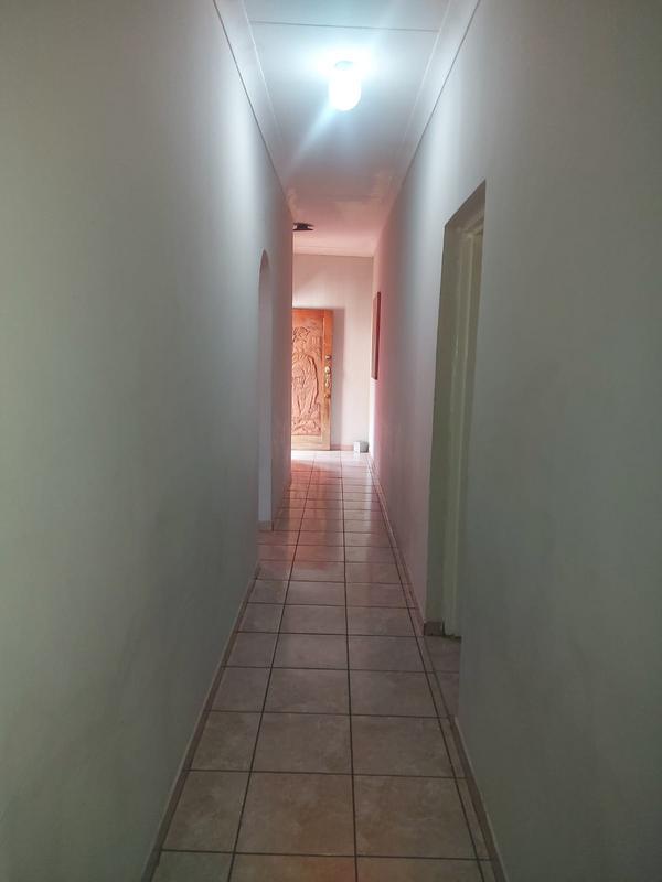 To Let 3 Bedroom Property for Rent in Birchleigh Gauteng
