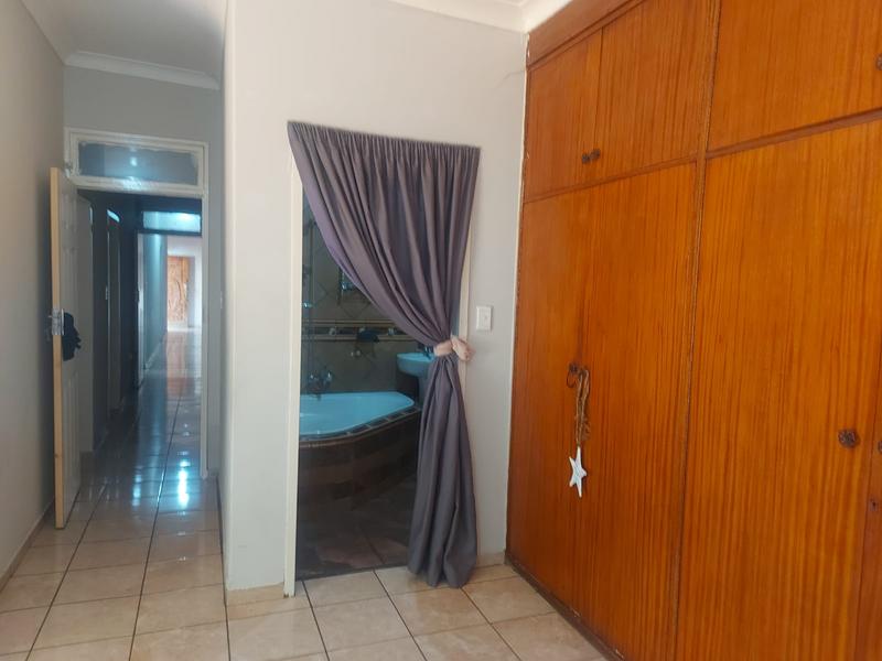 To Let 3 Bedroom Property for Rent in Birchleigh Gauteng