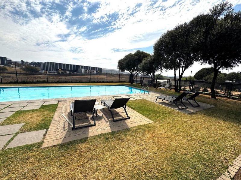 1 Bedroom Property for Sale in Modderfontein Gauteng