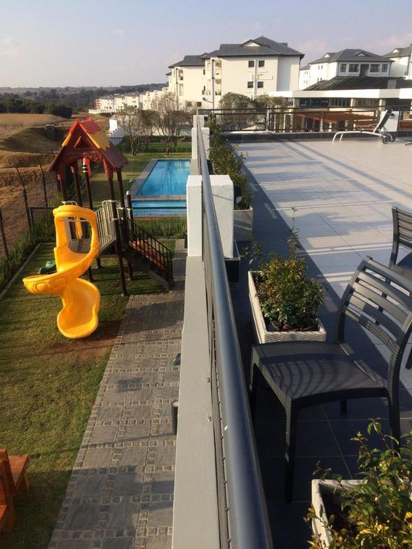 1 Bedroom Property for Sale in Modderfontein Gauteng