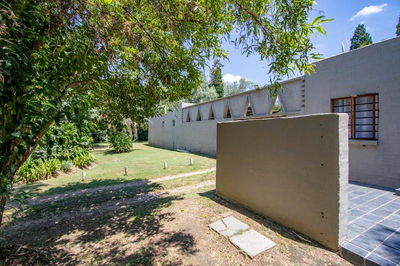 16 Bedroom Property for Sale in Beaulieu Gauteng