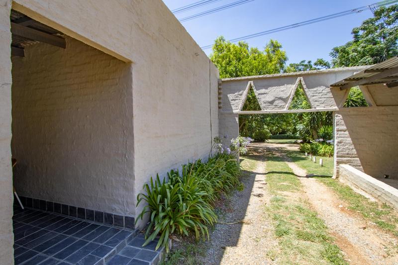 16 Bedroom Property for Sale in Beaulieu Gauteng