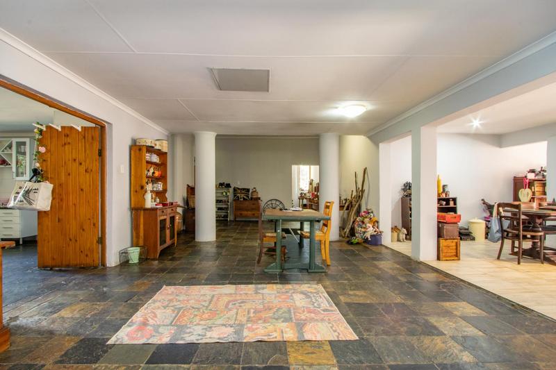 9 Bedroom Property for Sale in Beaulieu Gauteng