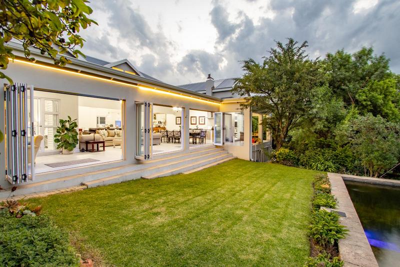 2 Bedroom Property for Sale in Blue Hills Country Estate Gauteng