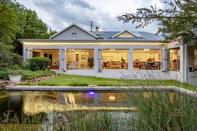 2 Bedroom Property for Sale in Blue Hills Country Estate Gauteng