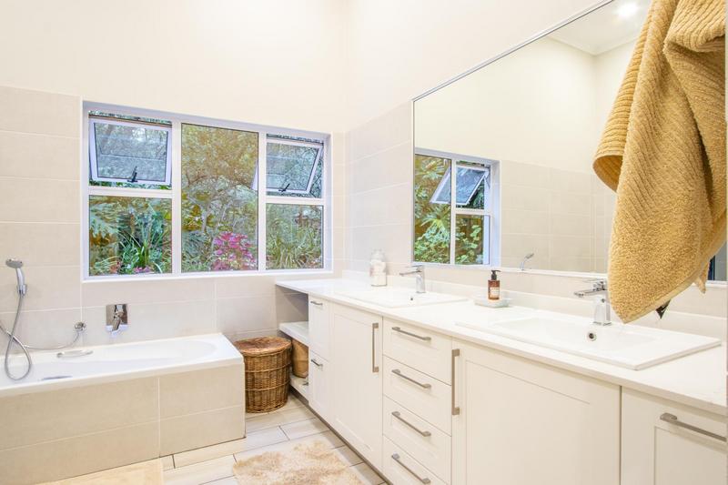 2 Bedroom Property for Sale in Blue Hills Country Estate Gauteng