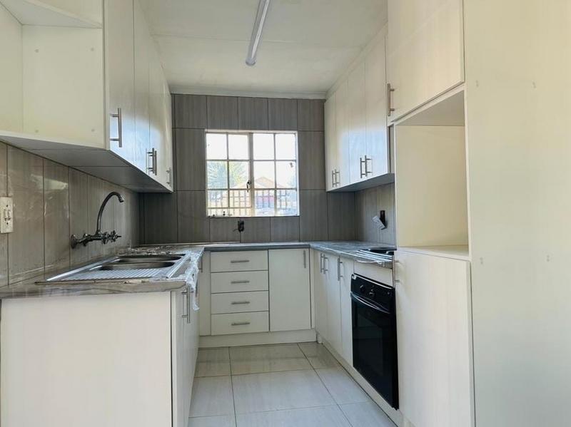 3 Bedroom Property for Sale in Terenure Gauteng