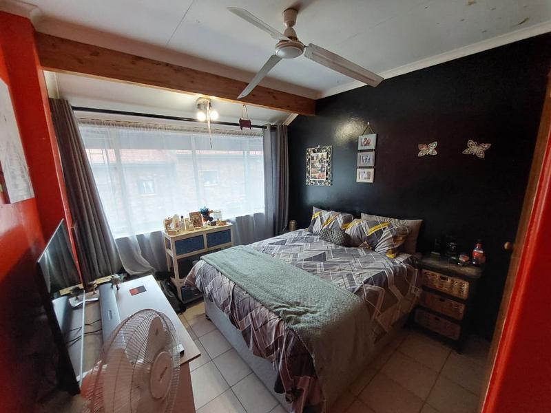 4 Bedroom Property for Sale in Magalieskruin Gauteng