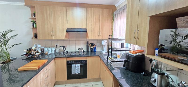 2 Bedroom Property for Sale in Montana Gauteng