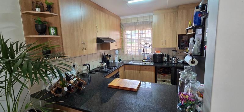 2 Bedroom Property for Sale in Montana Gauteng