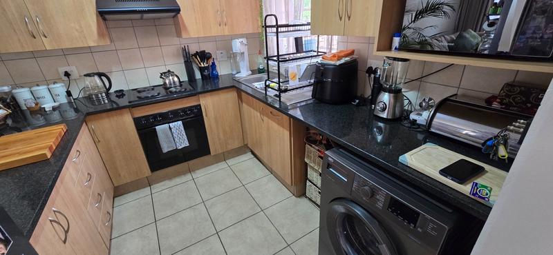 2 Bedroom Property for Sale in Montana Gauteng